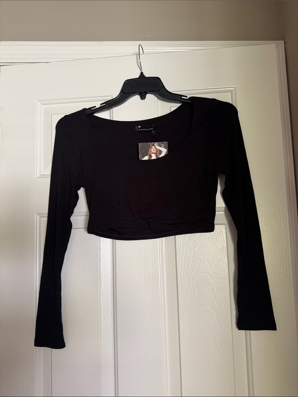 naked wardrobe Black Long-Sleeve Scoop Crop Top